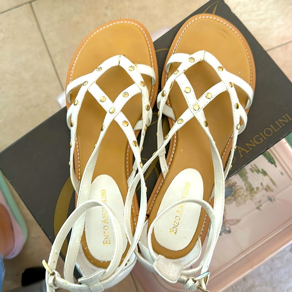 Brand new Enzo Angiolini gladiator sandal
